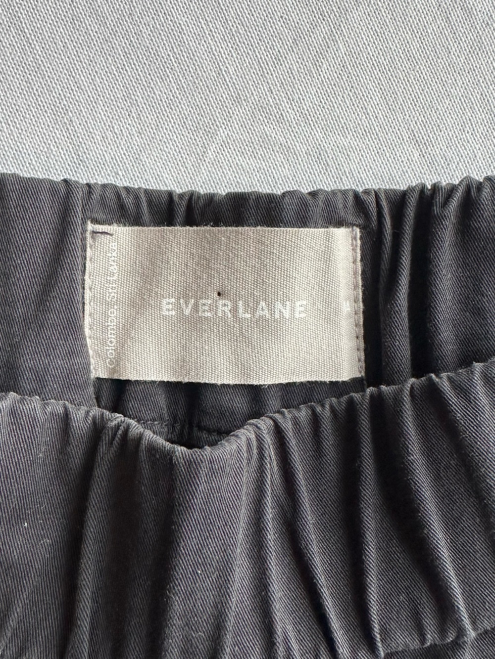 Everlane Black Elastic-Waist Shorts - Picture 5 of 5